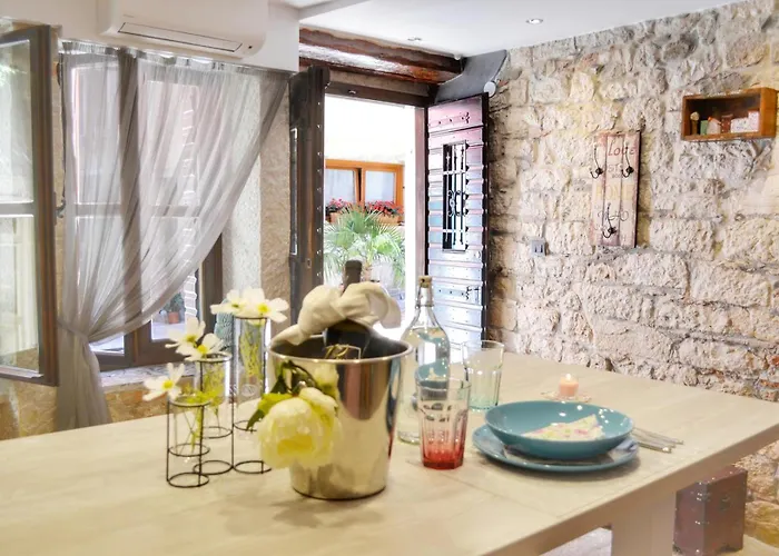 Eleven Διαμέρισμα Ρόβινι